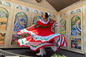 Old Town Market dancer